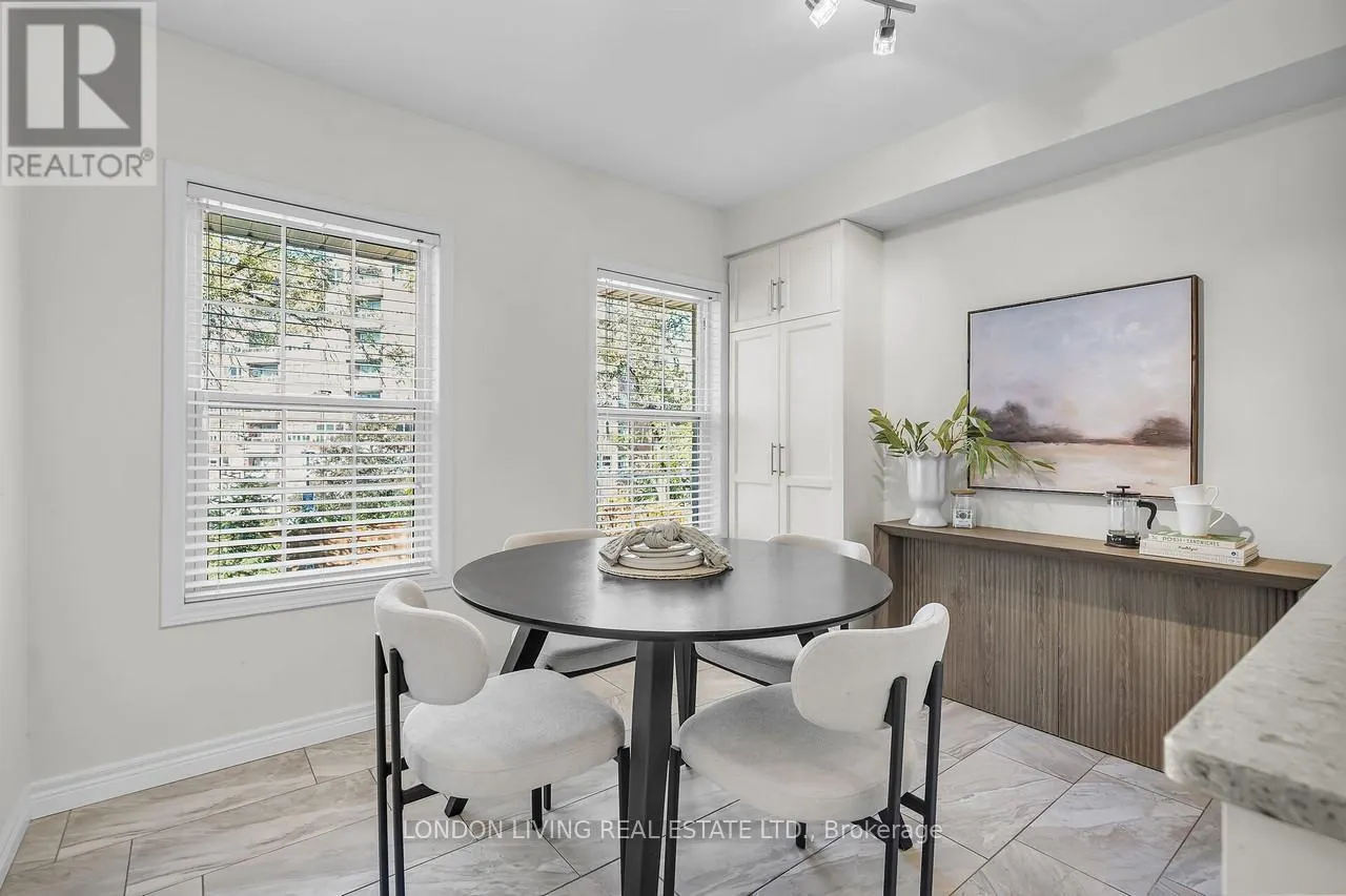 21 - 30 GRAND AVENUE, #21