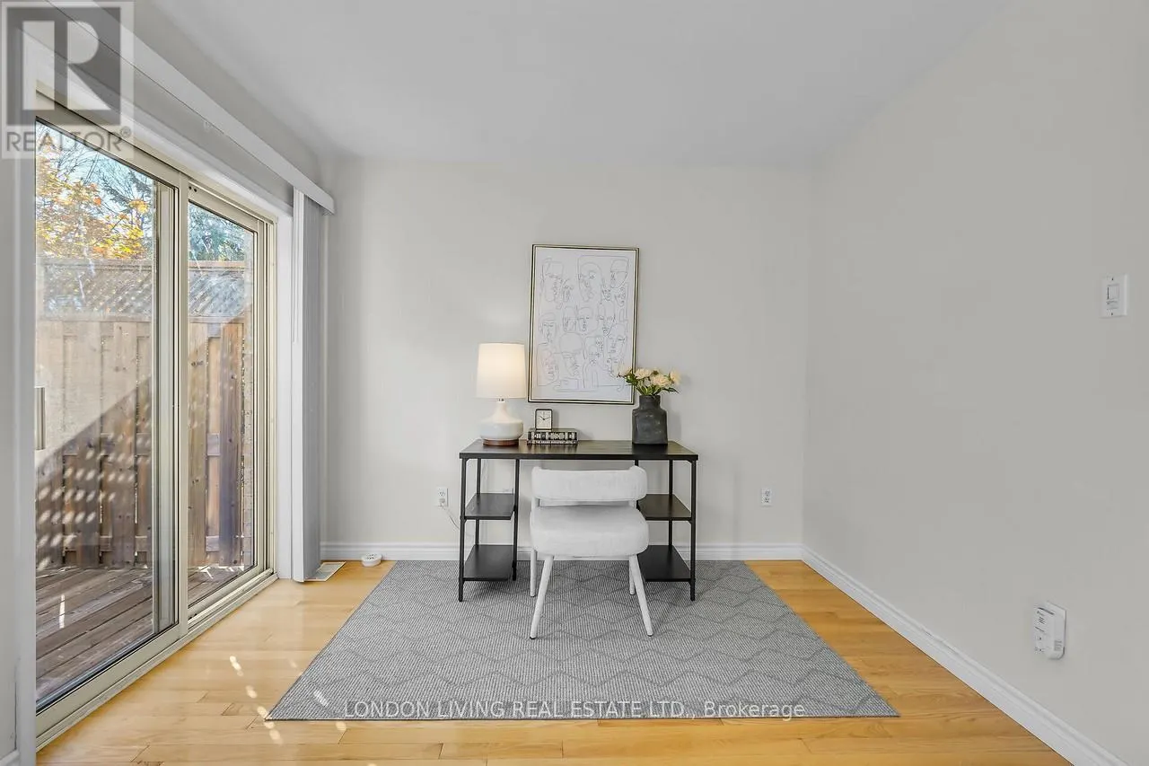21 - 30 GRAND AVENUE, #21