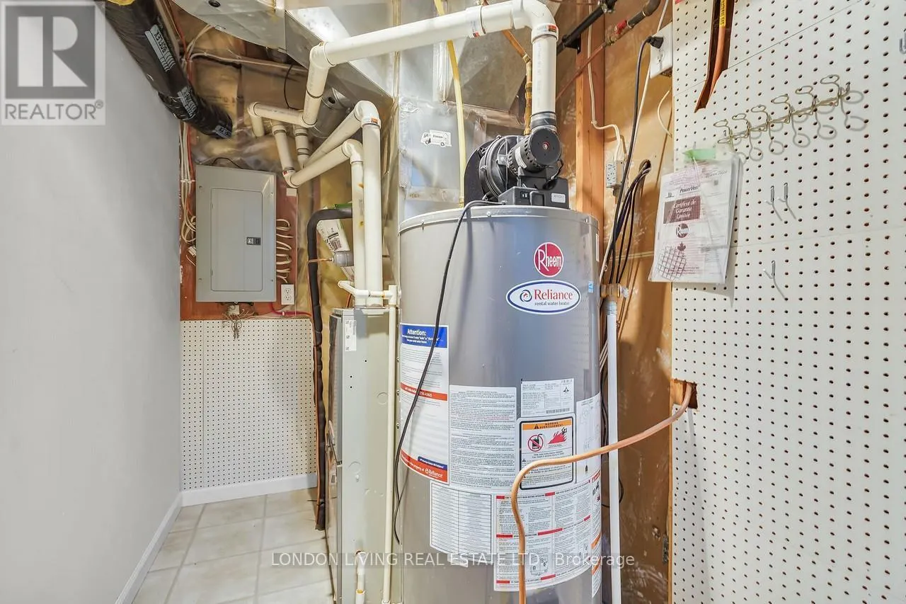 21 - 30 GRAND AVENUE, #21