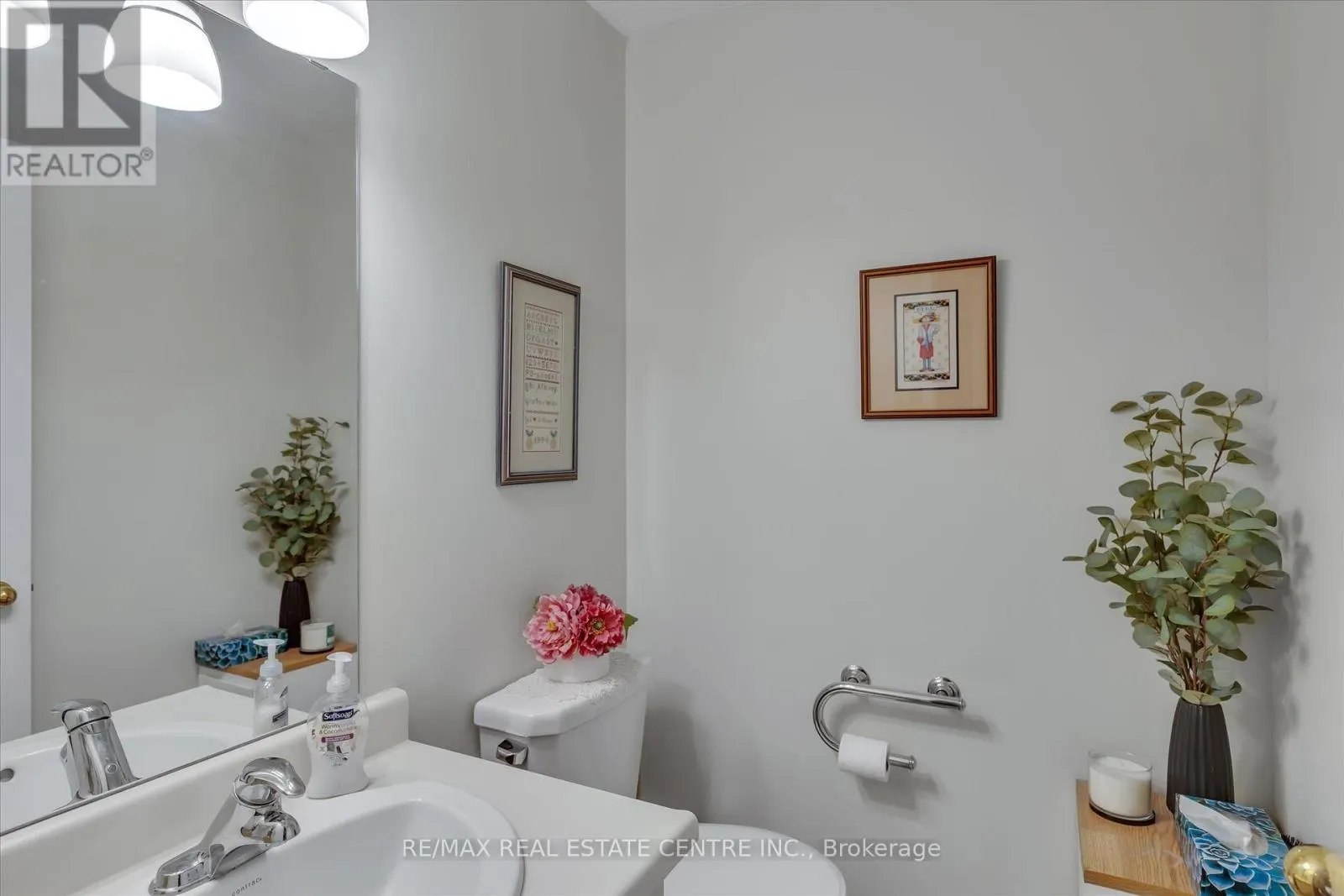 209 - 1111 WATER STREET