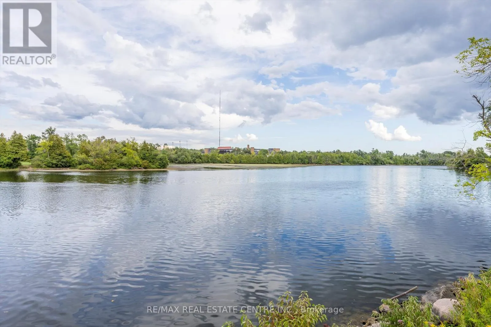 209 - 1111 WATER STREET