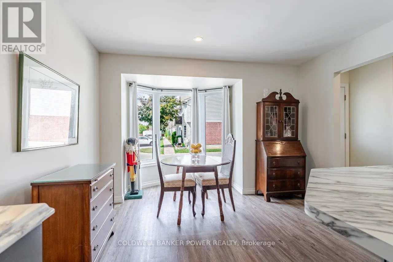 14 - 20 KERNOHAN PARKWAY, #14