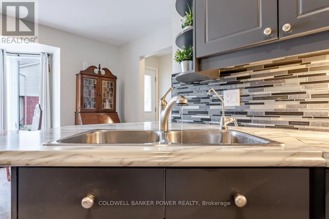 14 - 20 KERNOHAN PARKWAY, #14