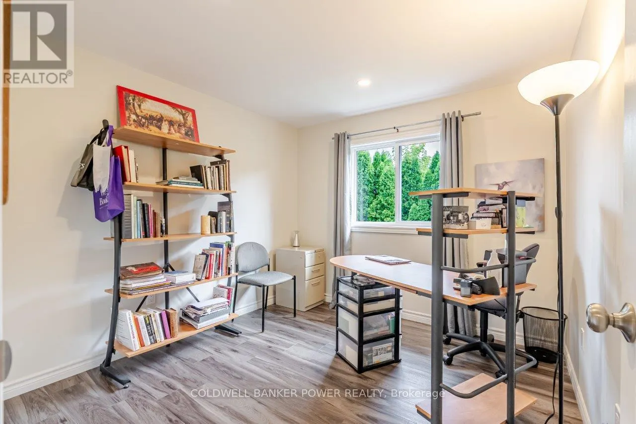 14 - 20 KERNOHAN PARKWAY, #14