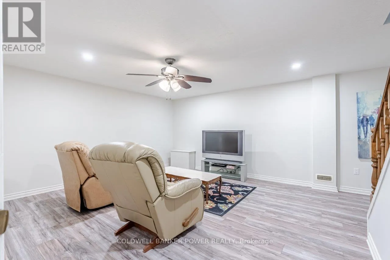 14 - 20 KERNOHAN PARKWAY, #14