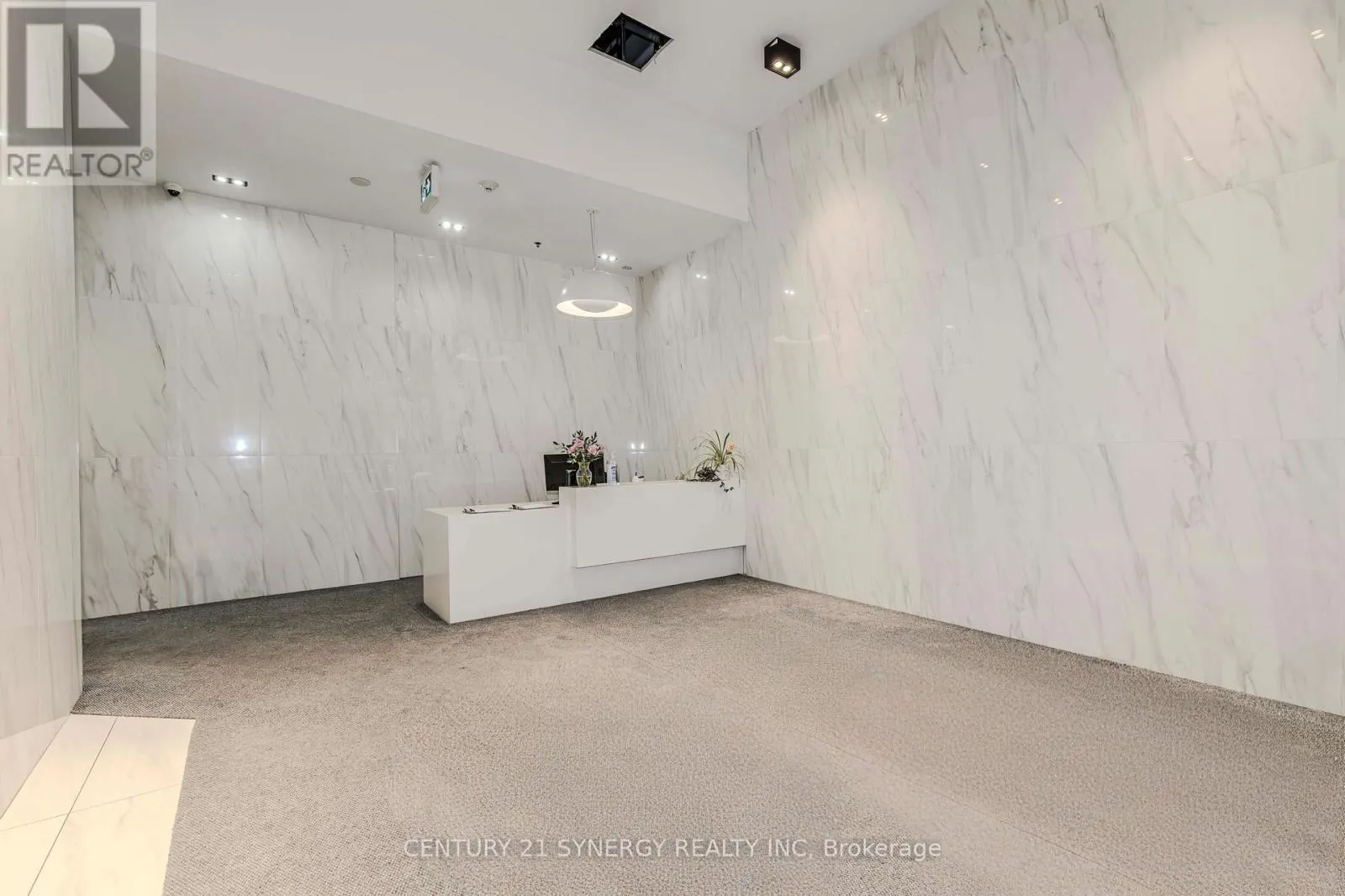 1209 - 203 CATHERINE STREET