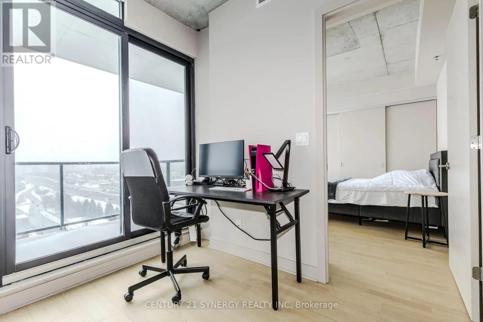 1209 - 203 CATHERINE STREET