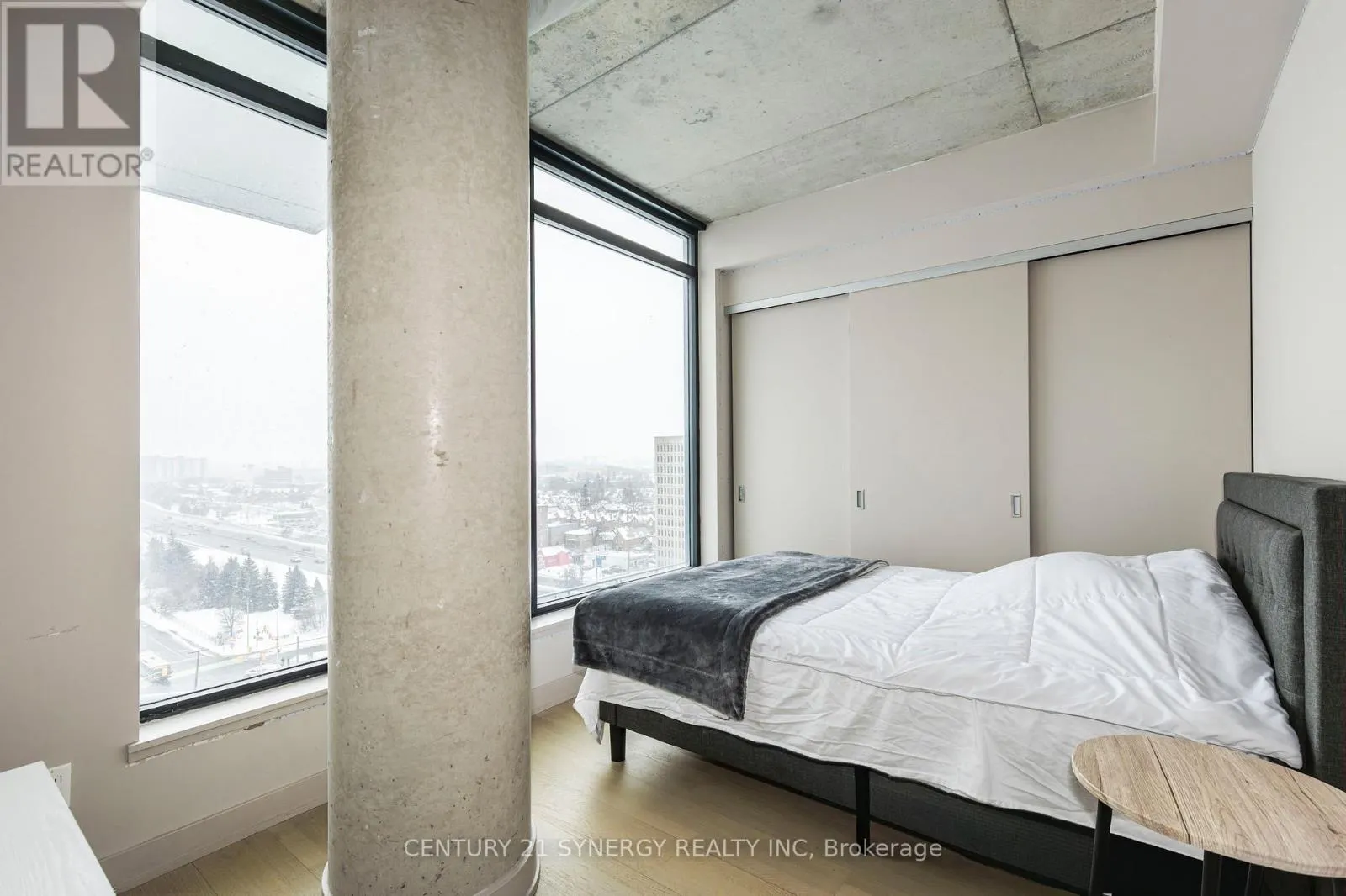 1209 - 203 CATHERINE STREET