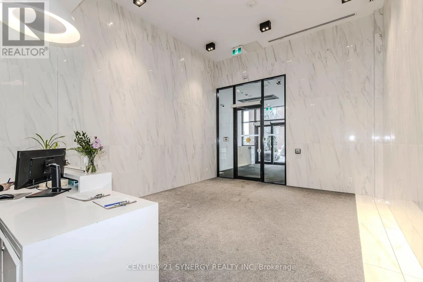 1209 - 203 CATHERINE STREET