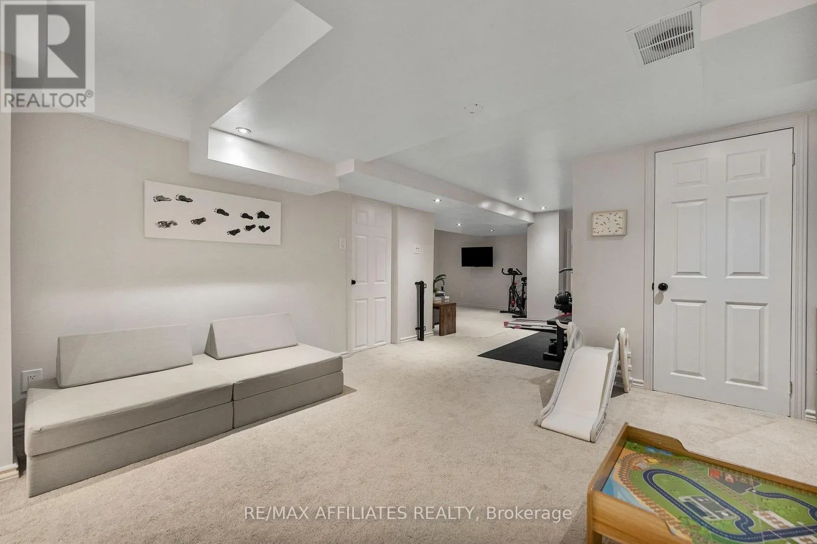 34 CATTERICK CRESCENT