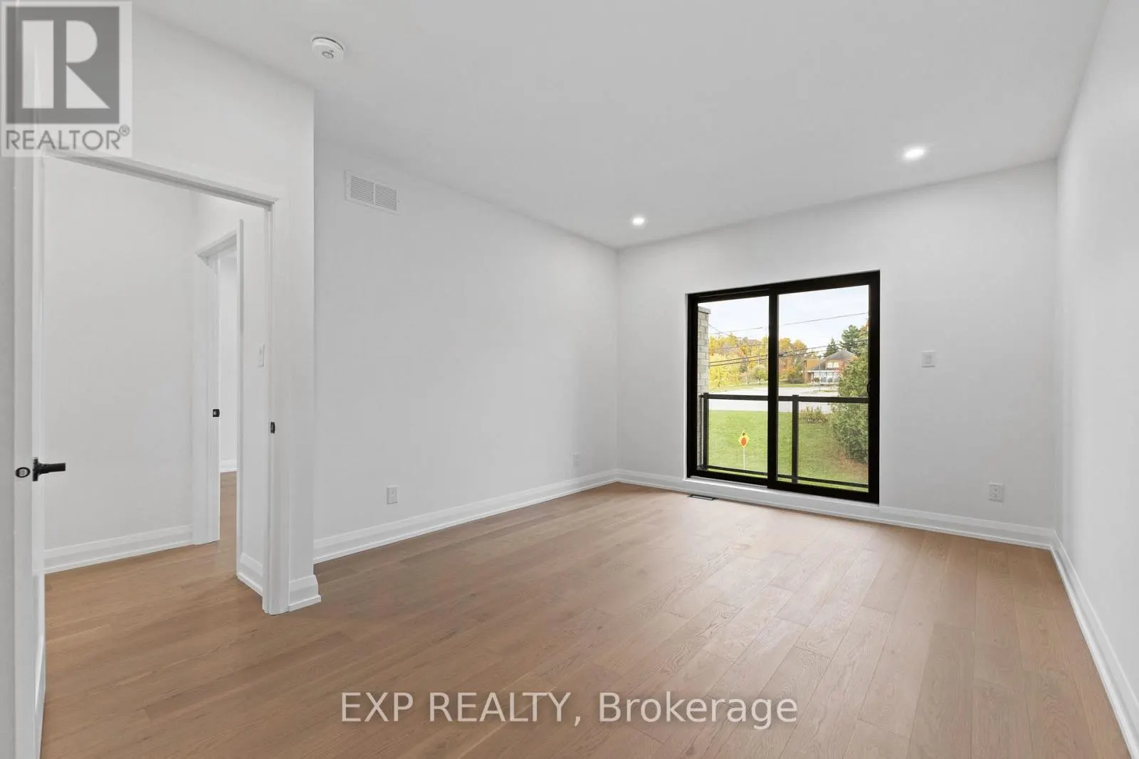 6819 NOTRE DAME STREET