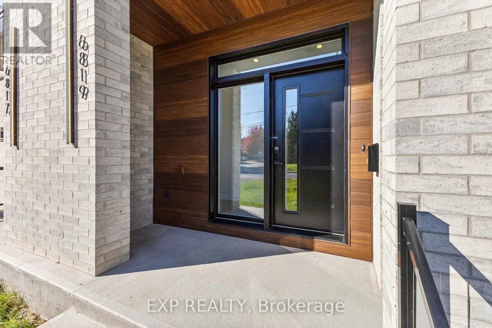 6819 NOTRE DAME STREET