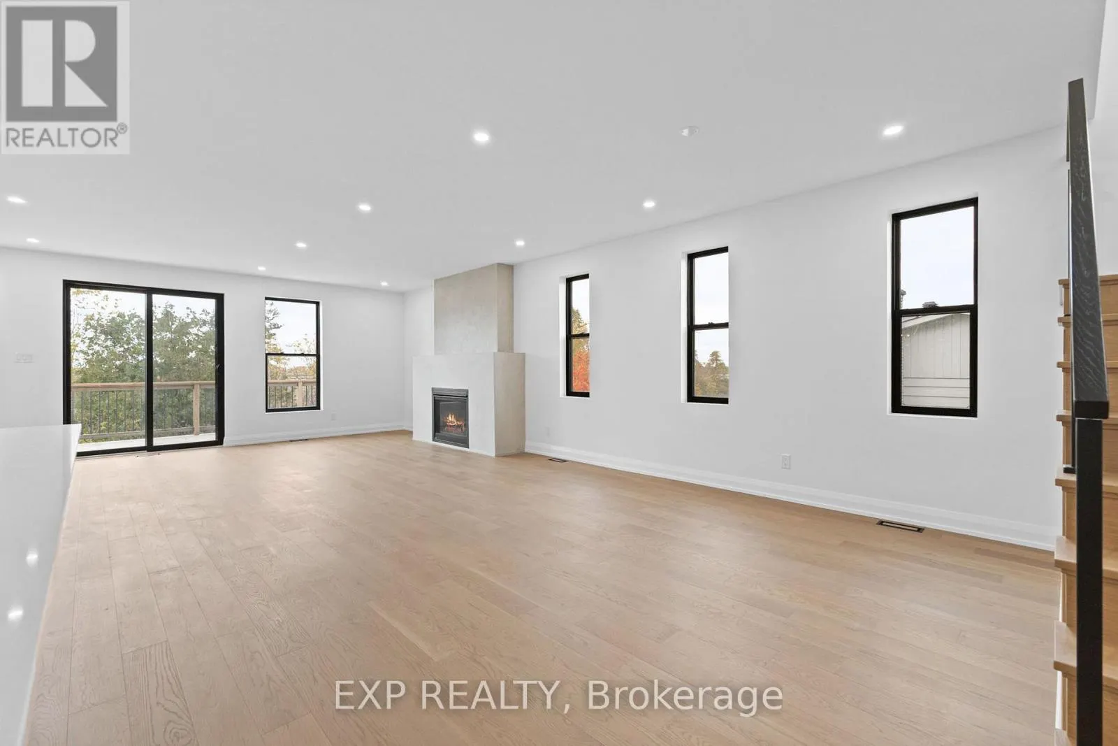 6819 NOTRE DAME STREET