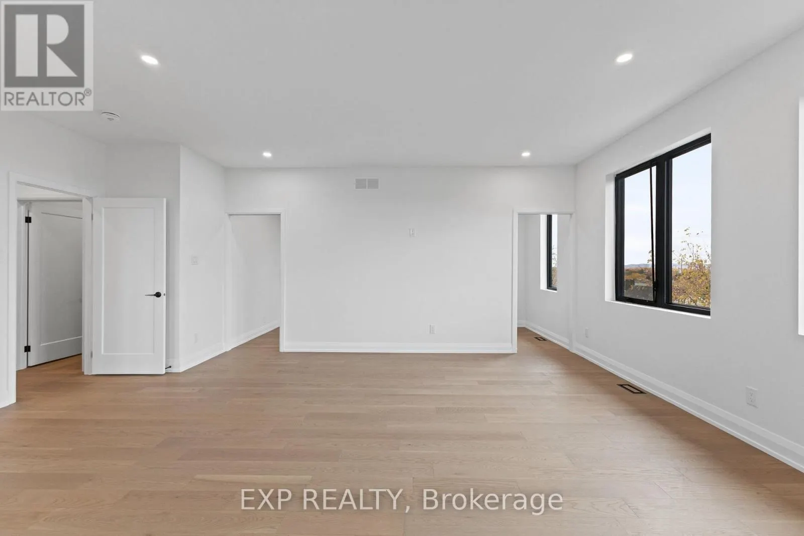 6819 NOTRE DAME STREET