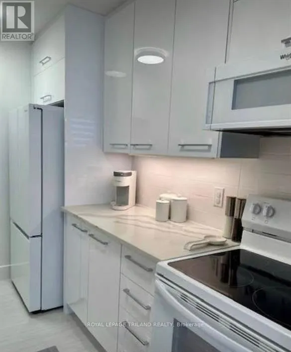 1204 - 1103 JALNA BOULEVARD, #1204