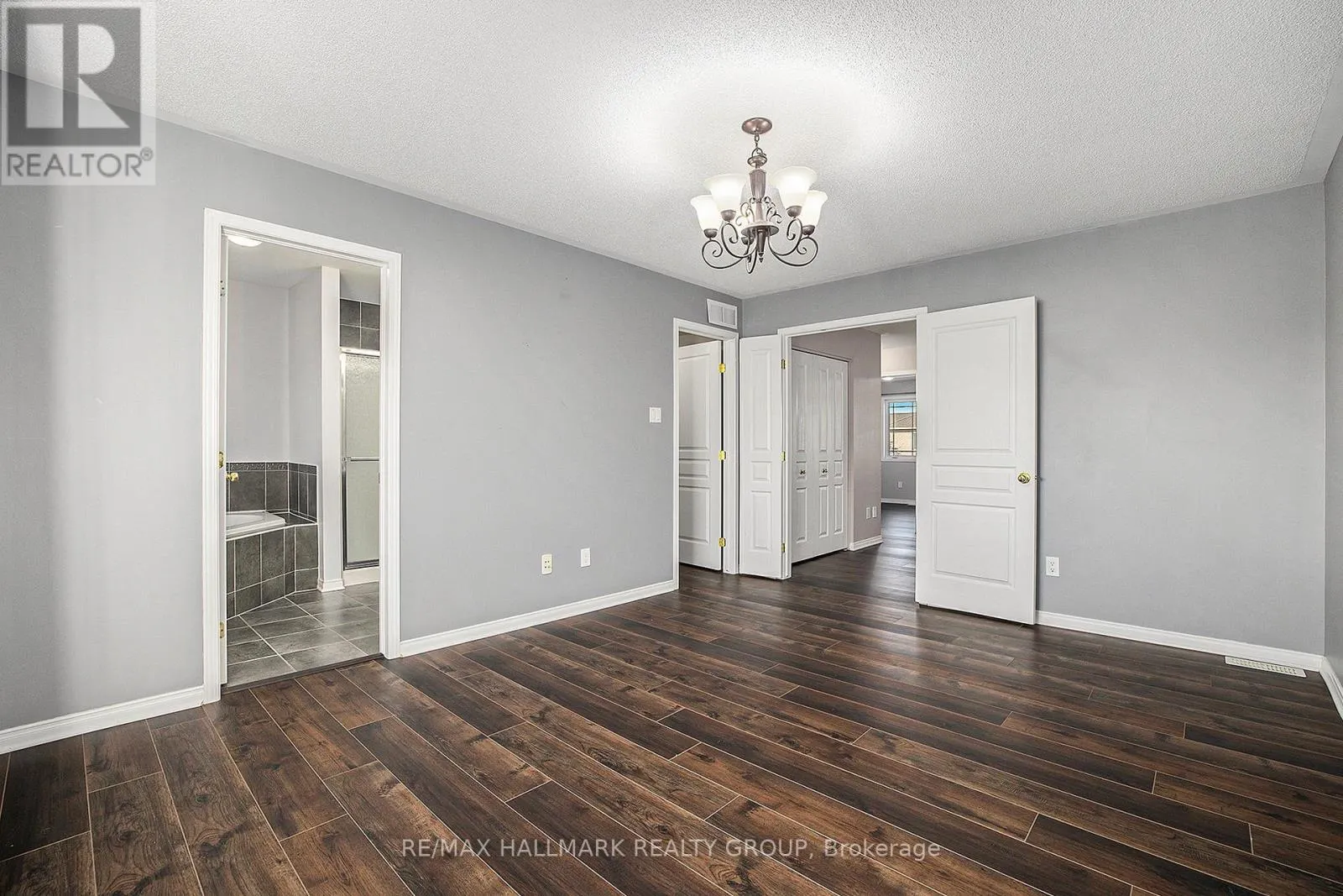 1487 CARRONBRIDGE CIRCLE