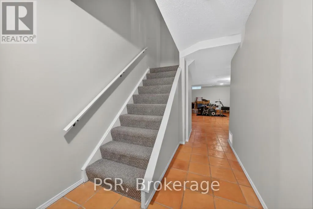 28 - 171 HIGHBURY DRIVE