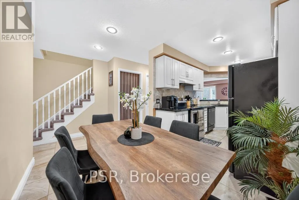 28 - 171 HIGHBURY DRIVE