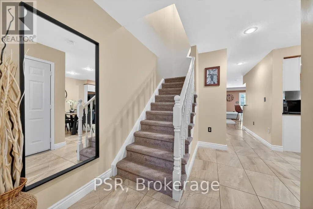 28 - 171 HIGHBURY DRIVE