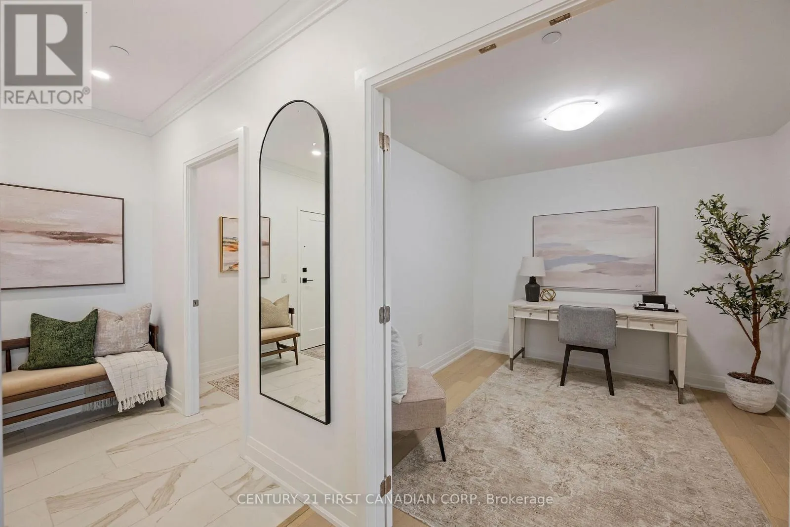 402 - 1560 UPPER WEST AVENUE, #402