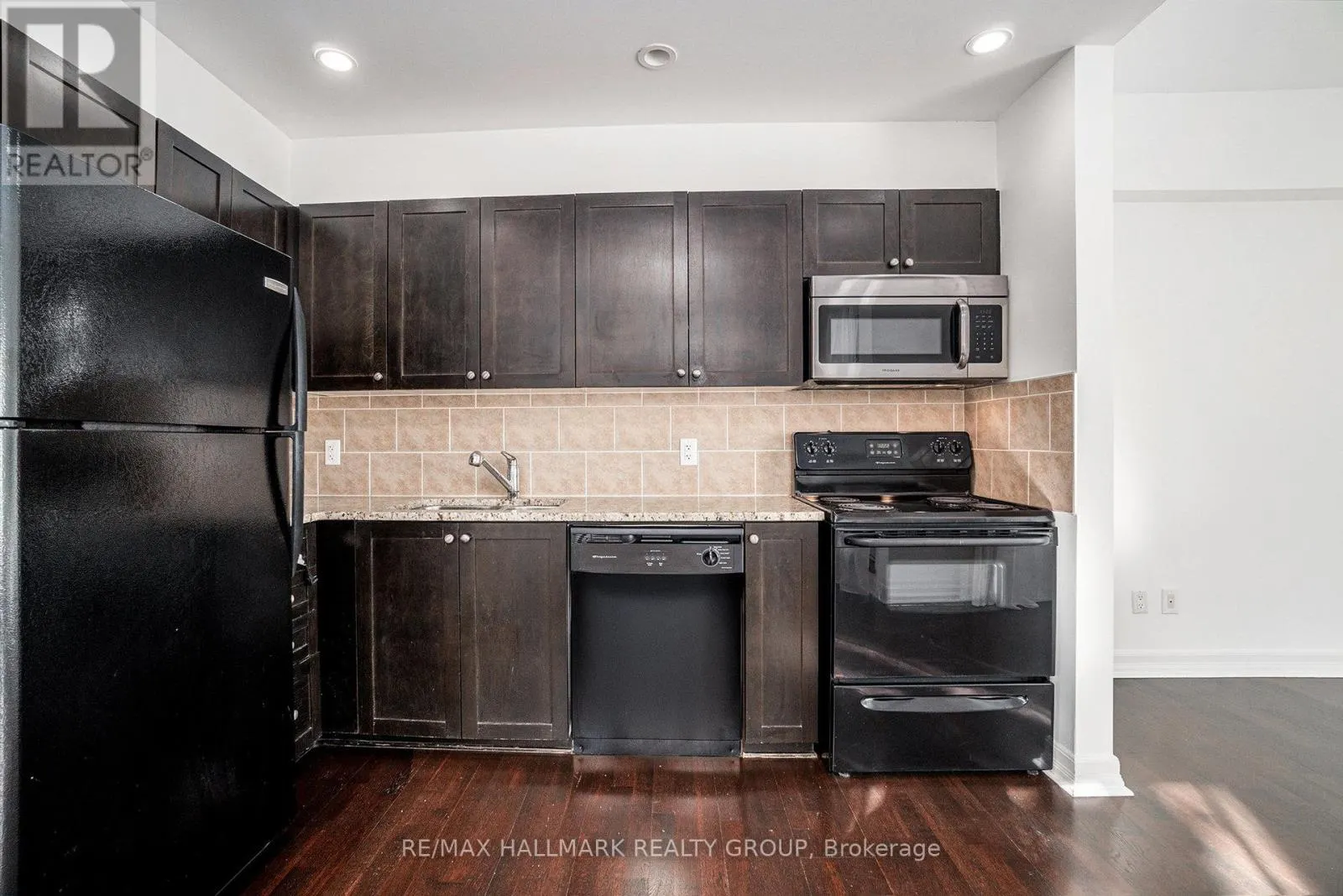 101 - 200 BESSERER STREET