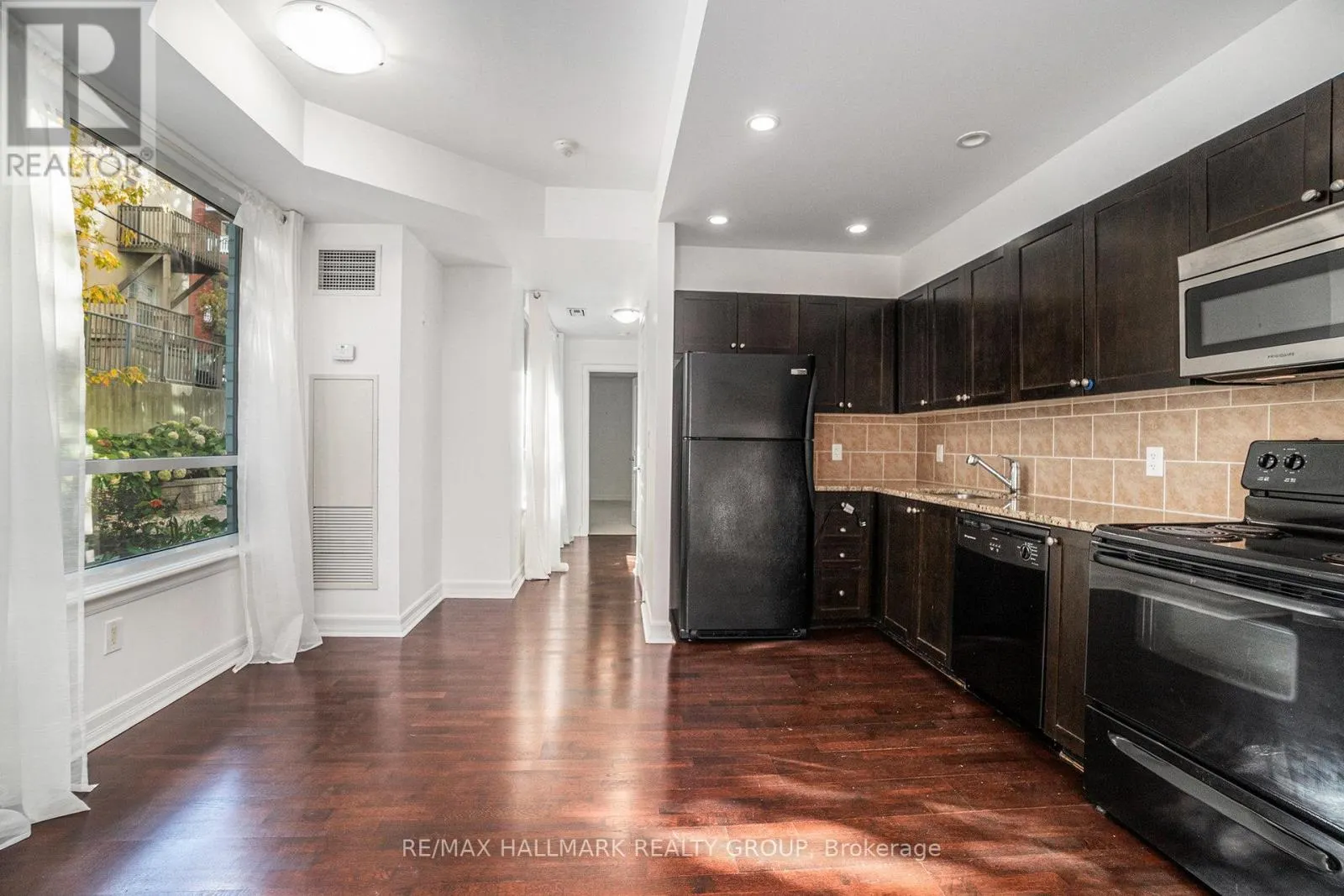 101 - 200 BESSERER STREET