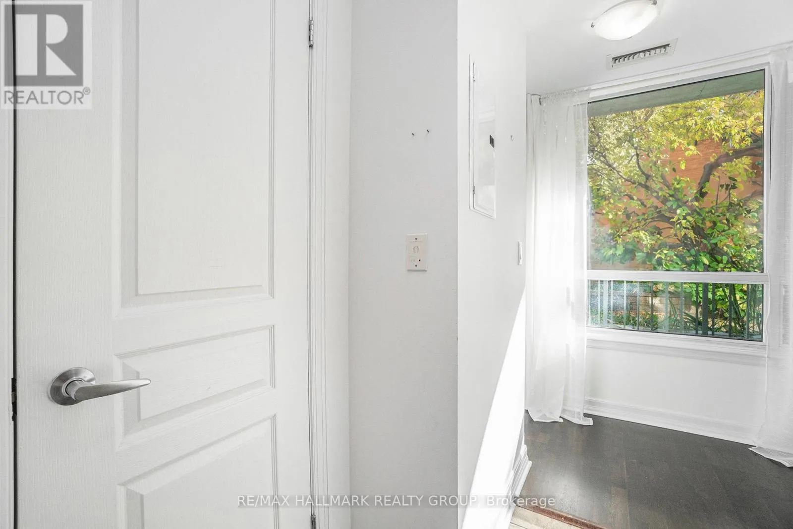 101 - 200 BESSERER STREET