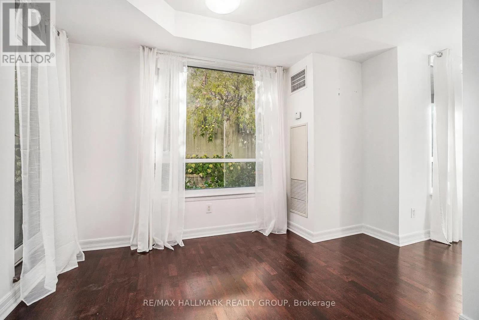 101 - 200 BESSERER STREET