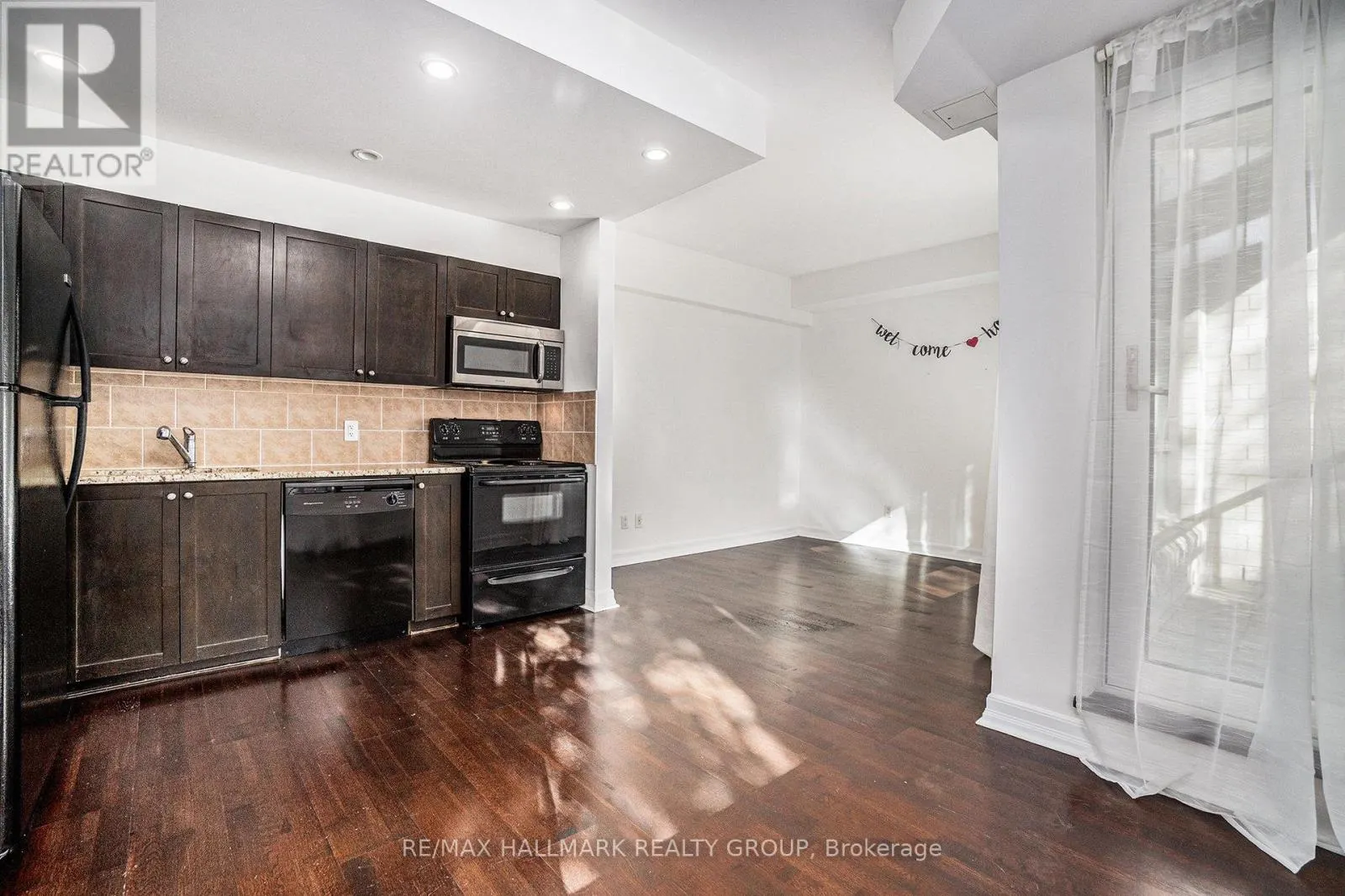 101 - 200 BESSERER STREET