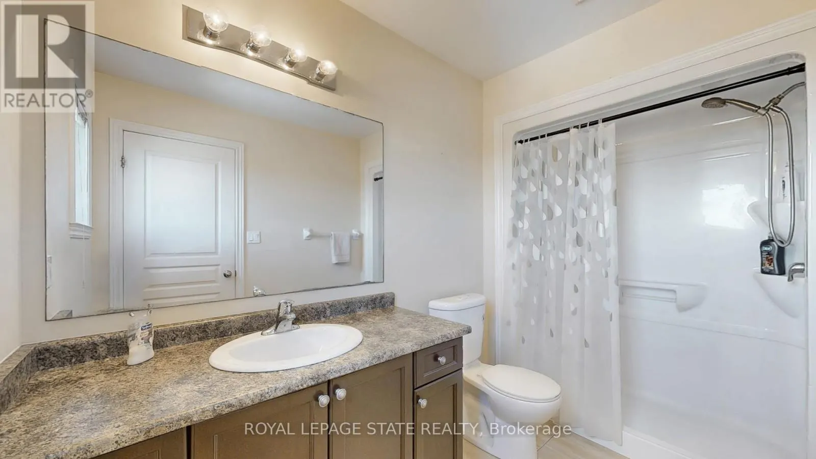 50 BANKFIELD CRESCENT