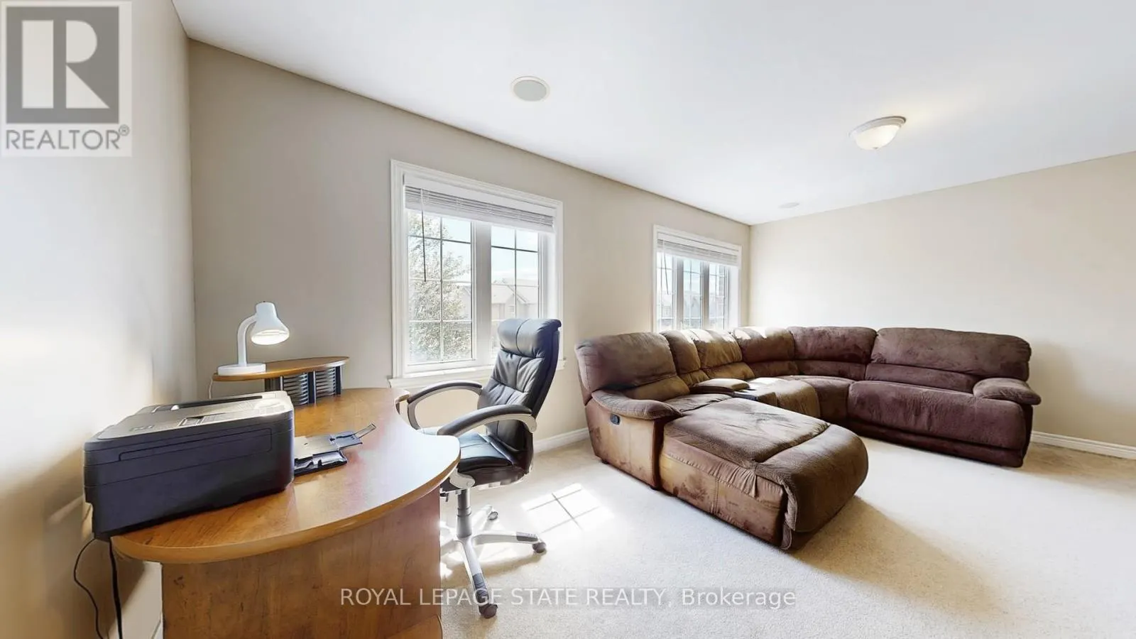 50 BANKFIELD CRESCENT