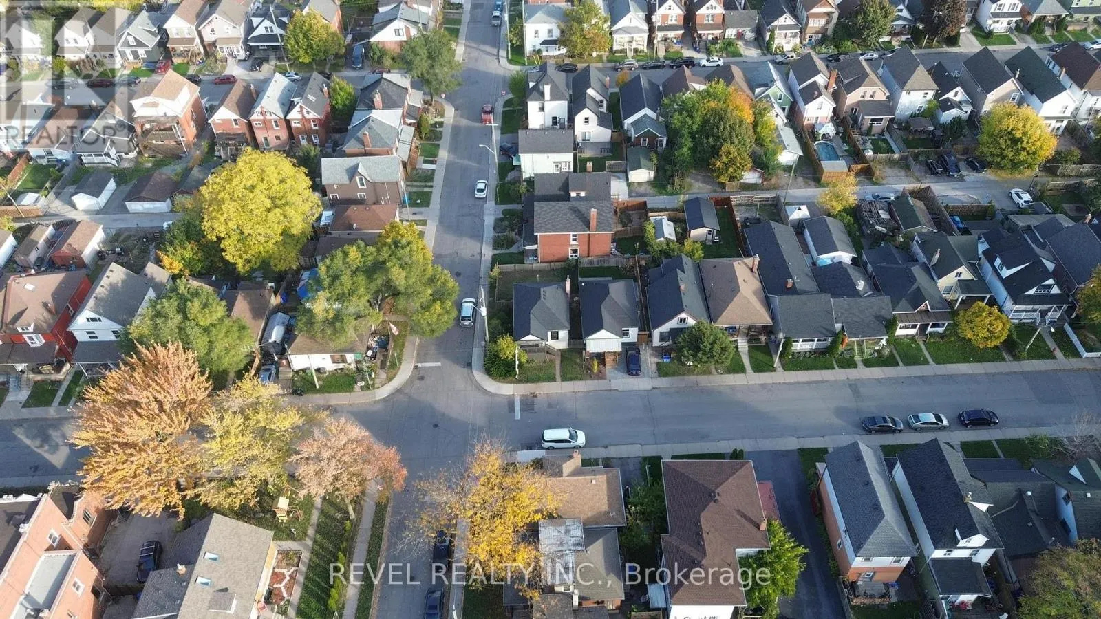 222 KENSINGTON AVENUE N