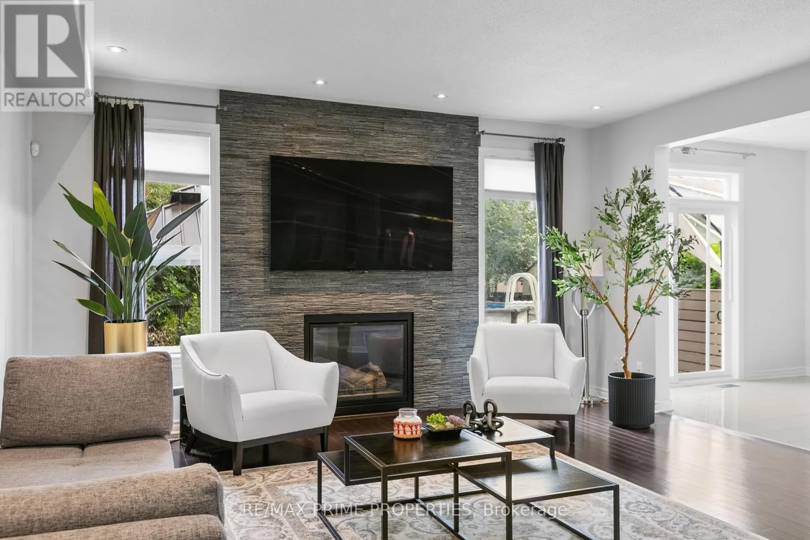 526 GOLDEN SEDGE WAY