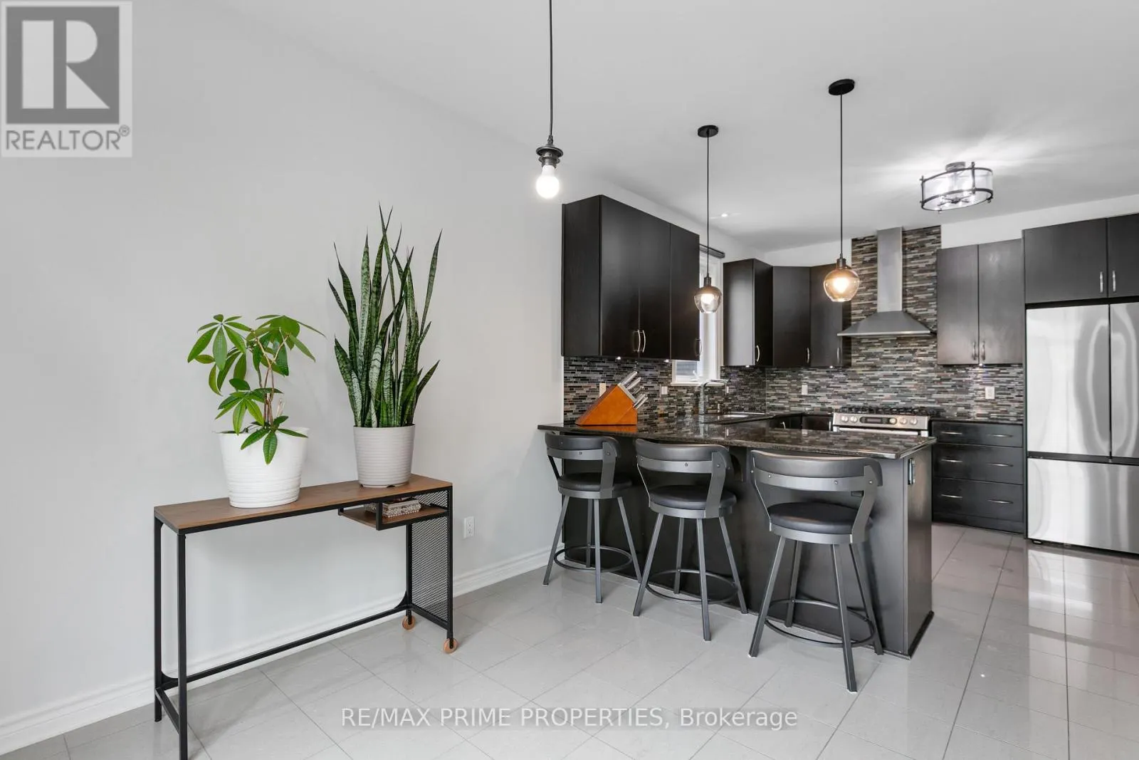 526 GOLDEN SEDGE WAY