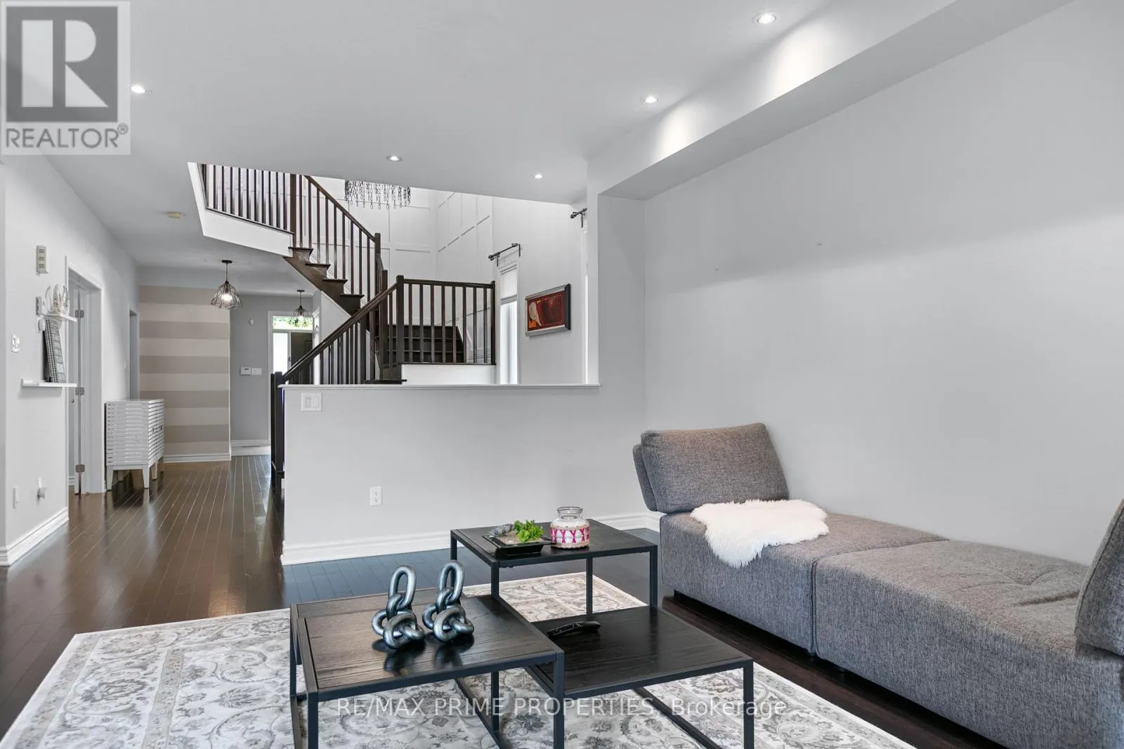 526 GOLDEN SEDGE WAY