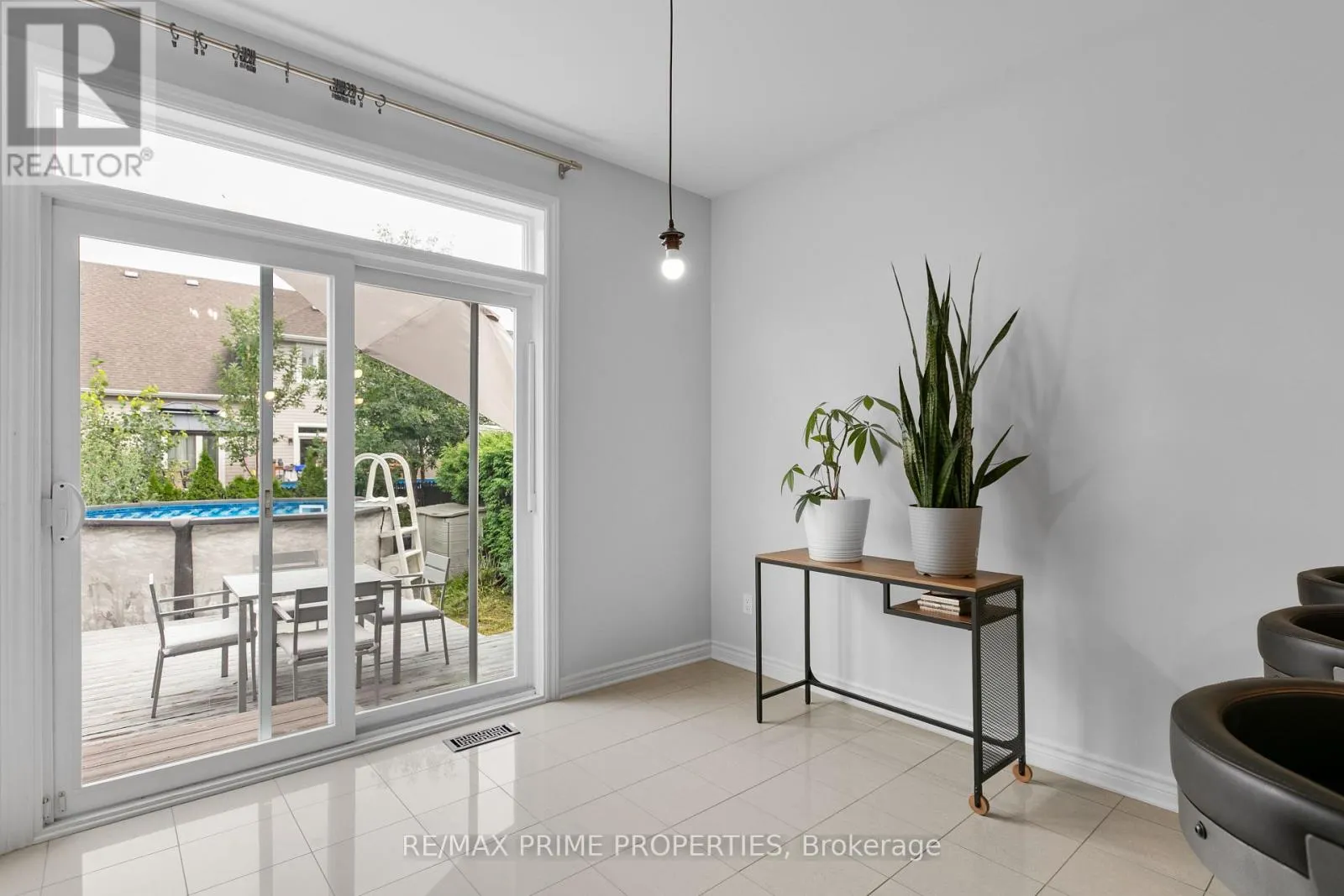 526 GOLDEN SEDGE WAY