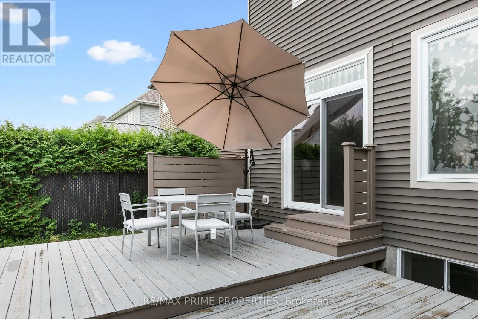 526 GOLDEN SEDGE WAY