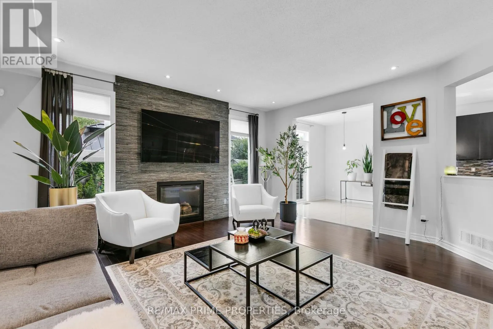 526 GOLDEN SEDGE WAY