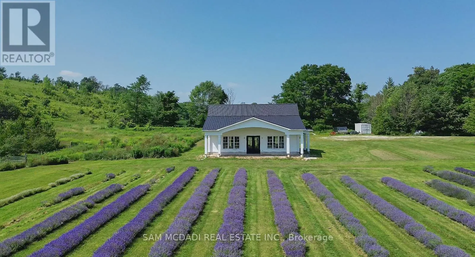 12 - 137122 GREY ROAD