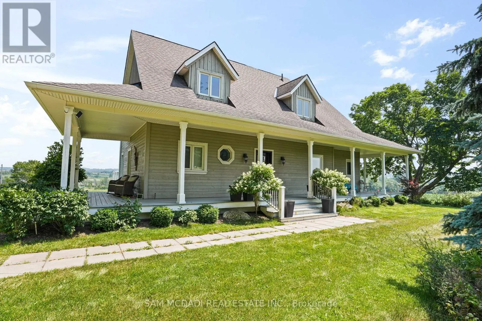 12 - 137122 GREY ROAD