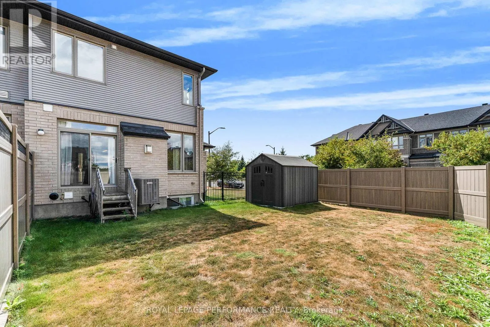 328 BALLINVILLE CIRCLE