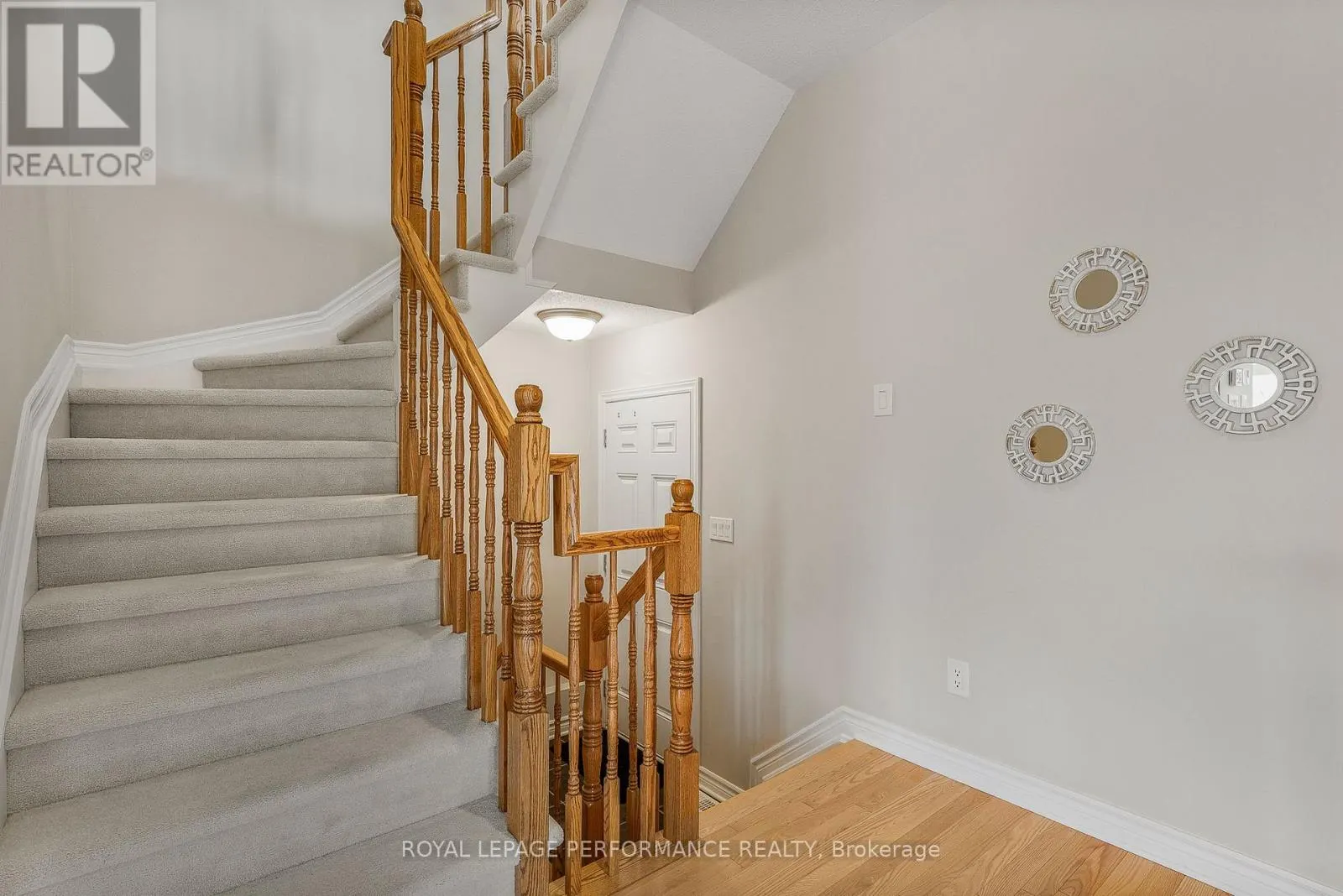 328 BALLINVILLE CIRCLE