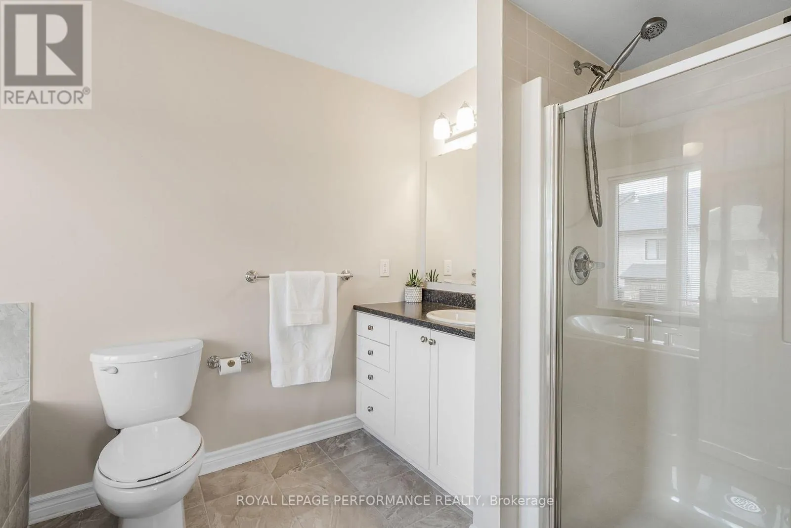 328 BALLINVILLE CIRCLE