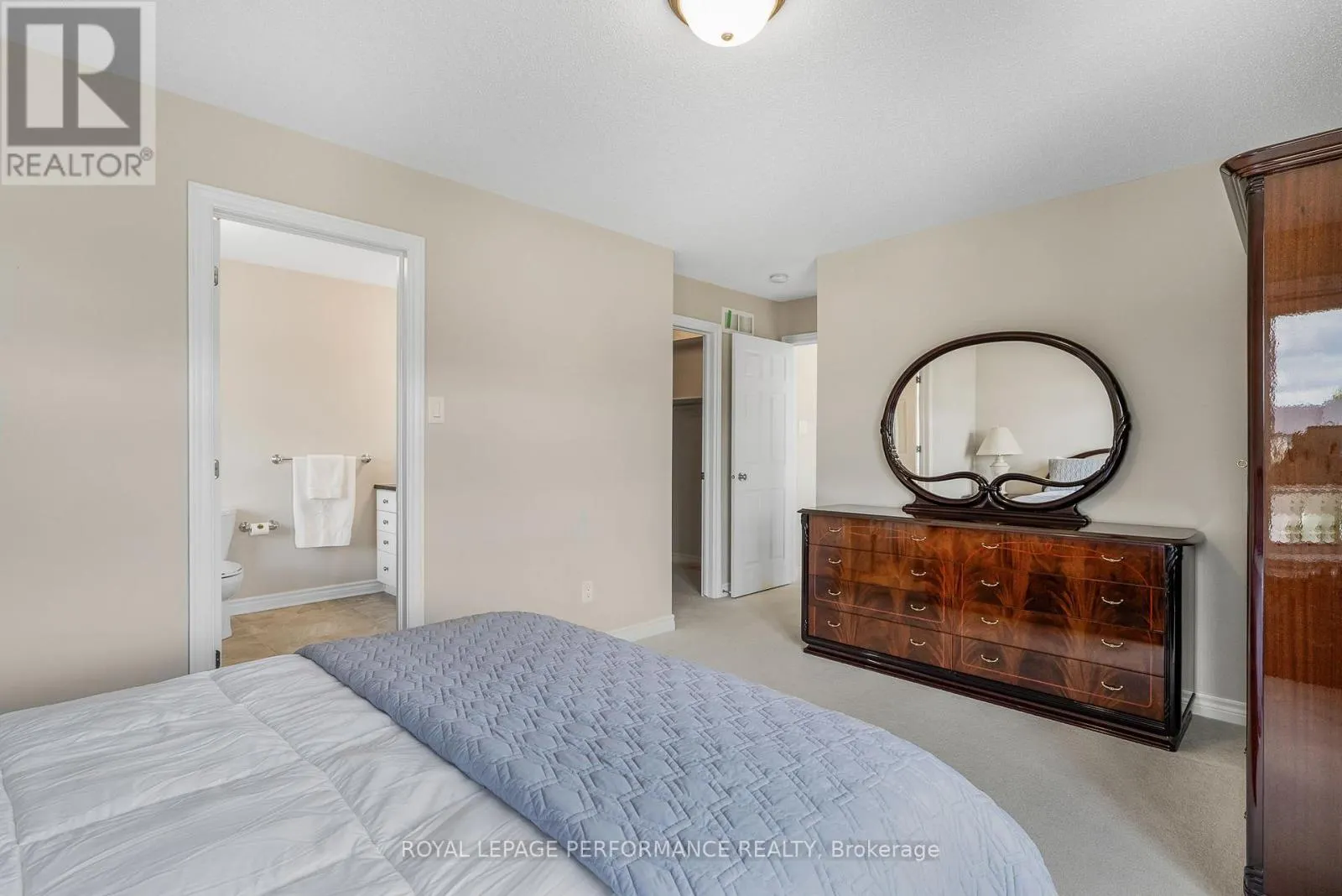 328 BALLINVILLE CIRCLE