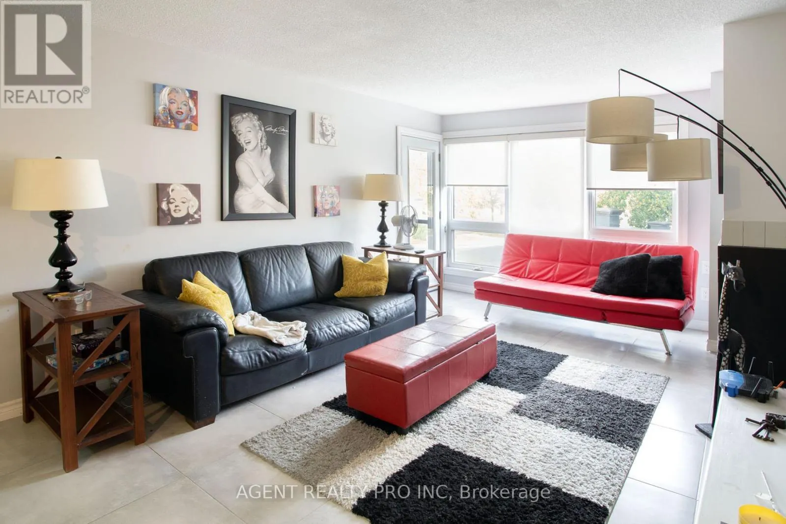 217 - 1 JACKSWAY CRESCENT, #217