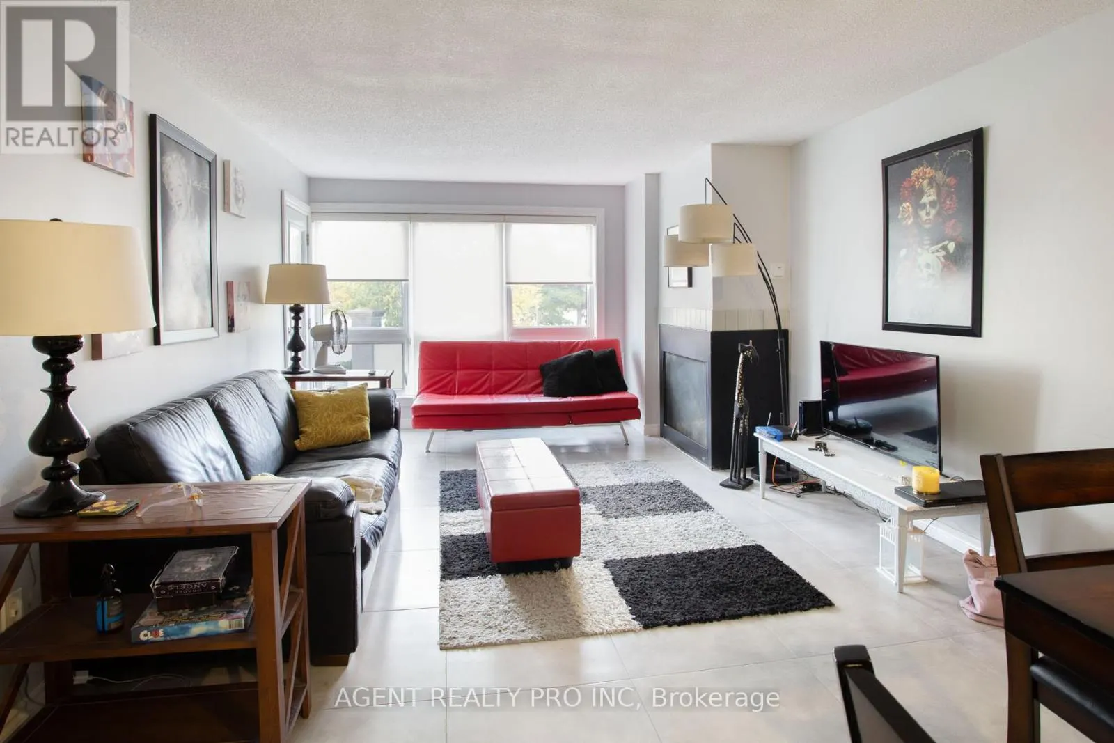 217 - 1 JACKSWAY CRESCENT, #217