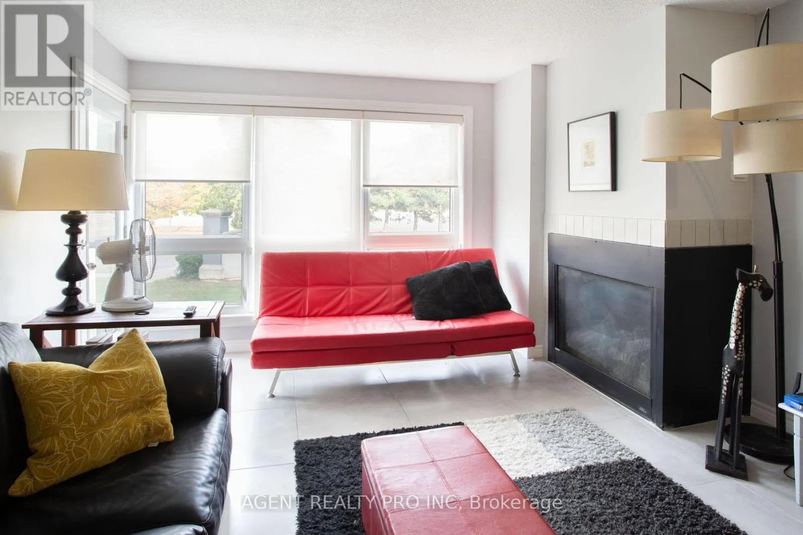 217 - 1 JACKSWAY CRESCENT, #217