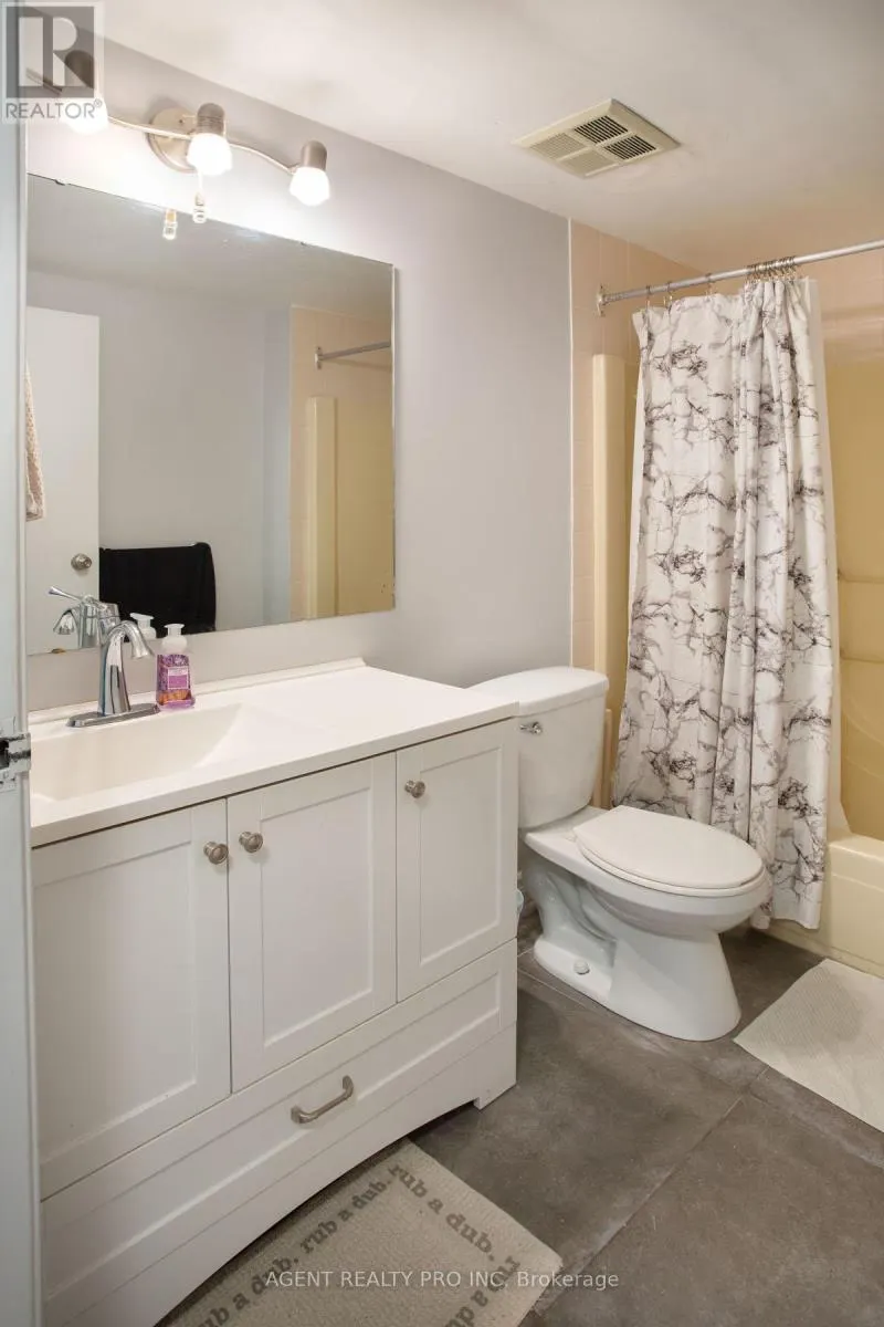 217 - 1 JACKSWAY CRESCENT, #217