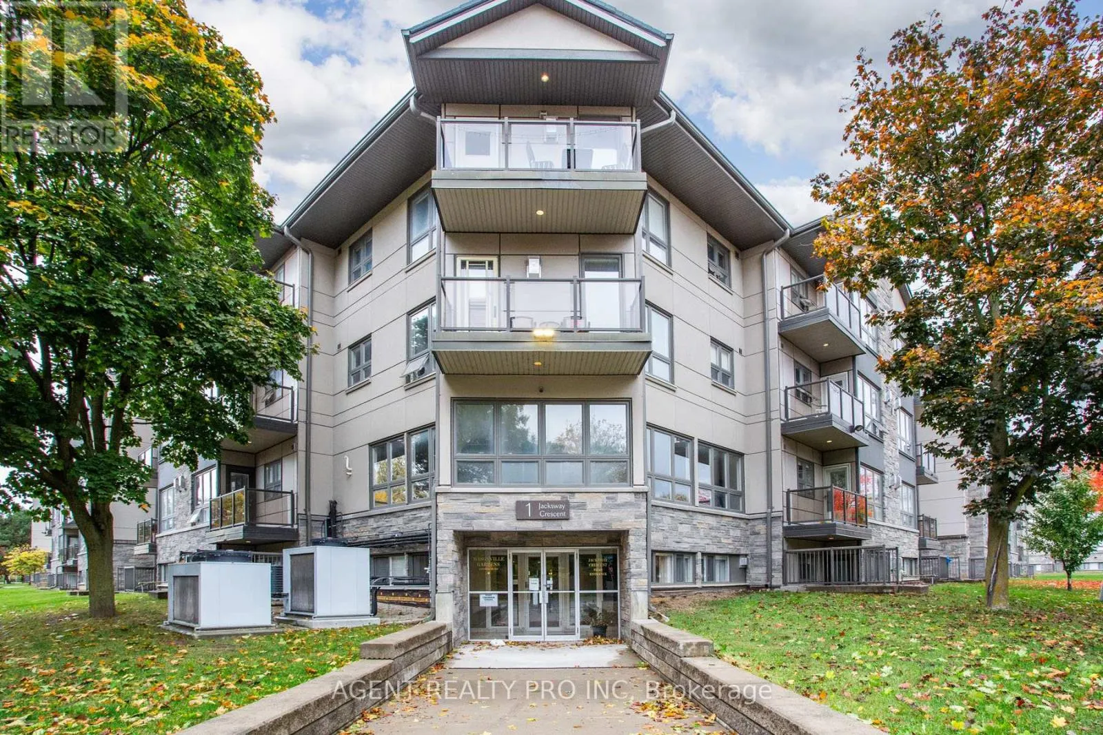 217 - 1 JACKSWAY CRESCENT, #217