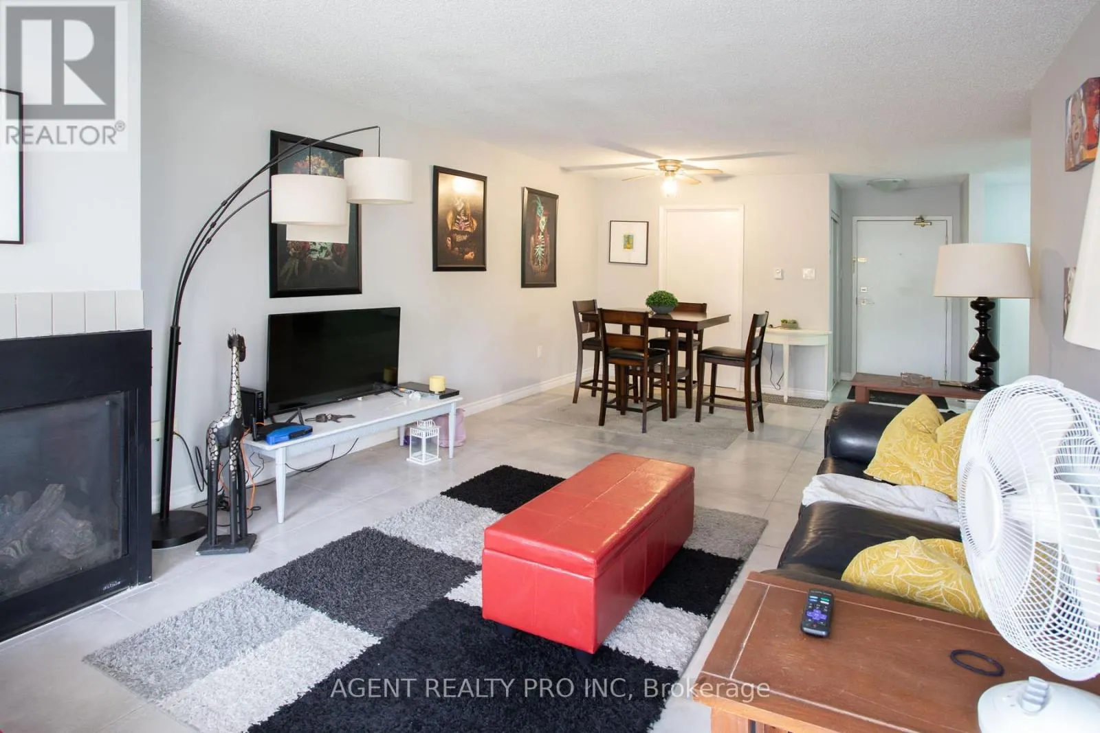 217 - 1 JACKSWAY CRESCENT, #217